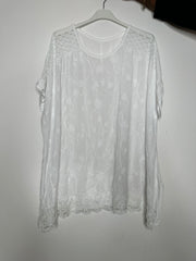 Blonde T-shirt med bord - ITJULI25 by Miss Chiara