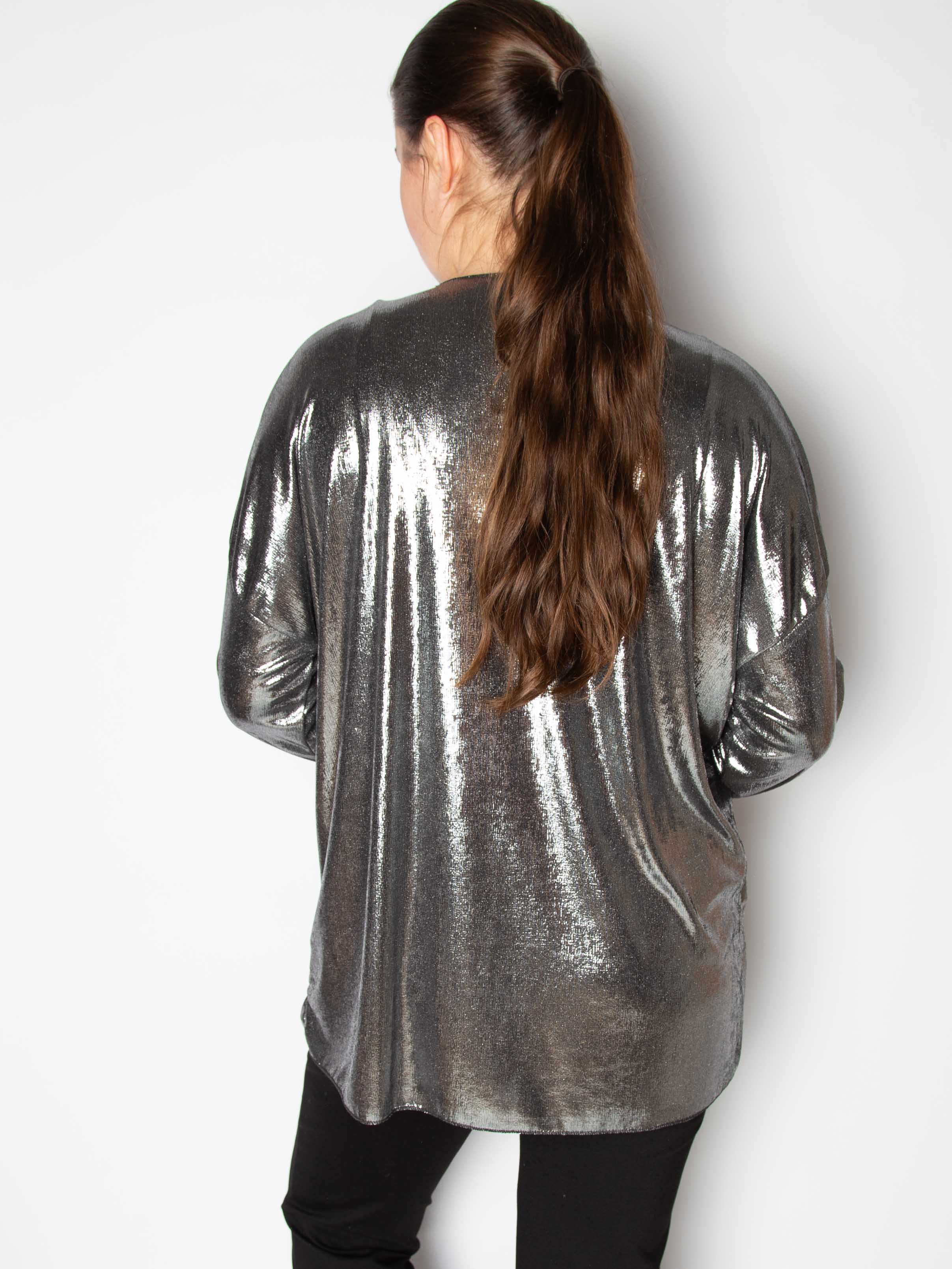 Shiny bluse med v udskæring  - ITSEP24