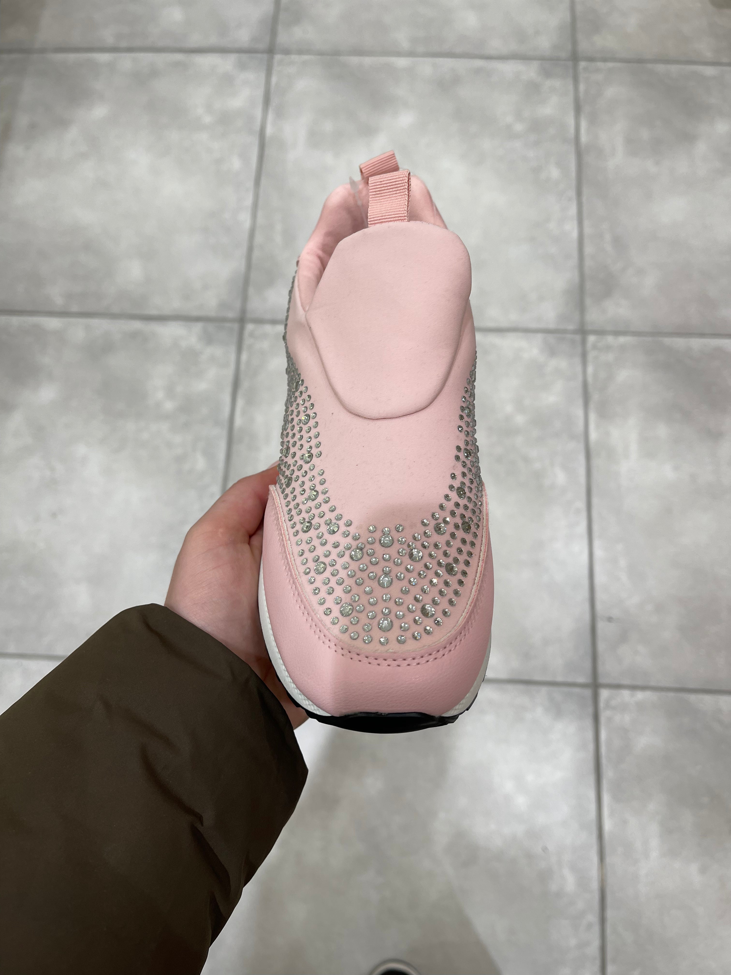 Sneakers med bling -