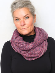 Lilla tørklæde m. små blomster by Krone 1